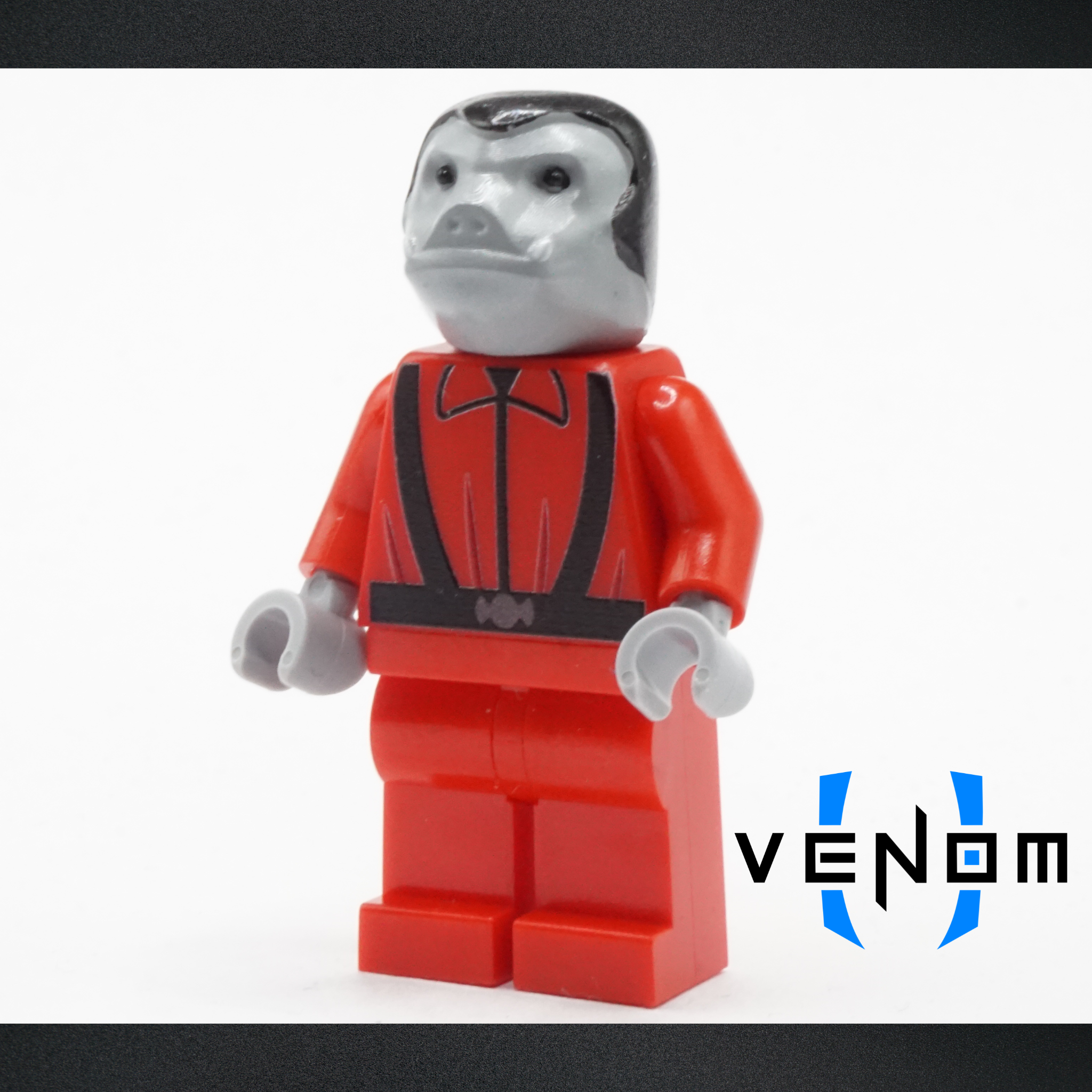 Cantina Snivvian UV Printed Figure