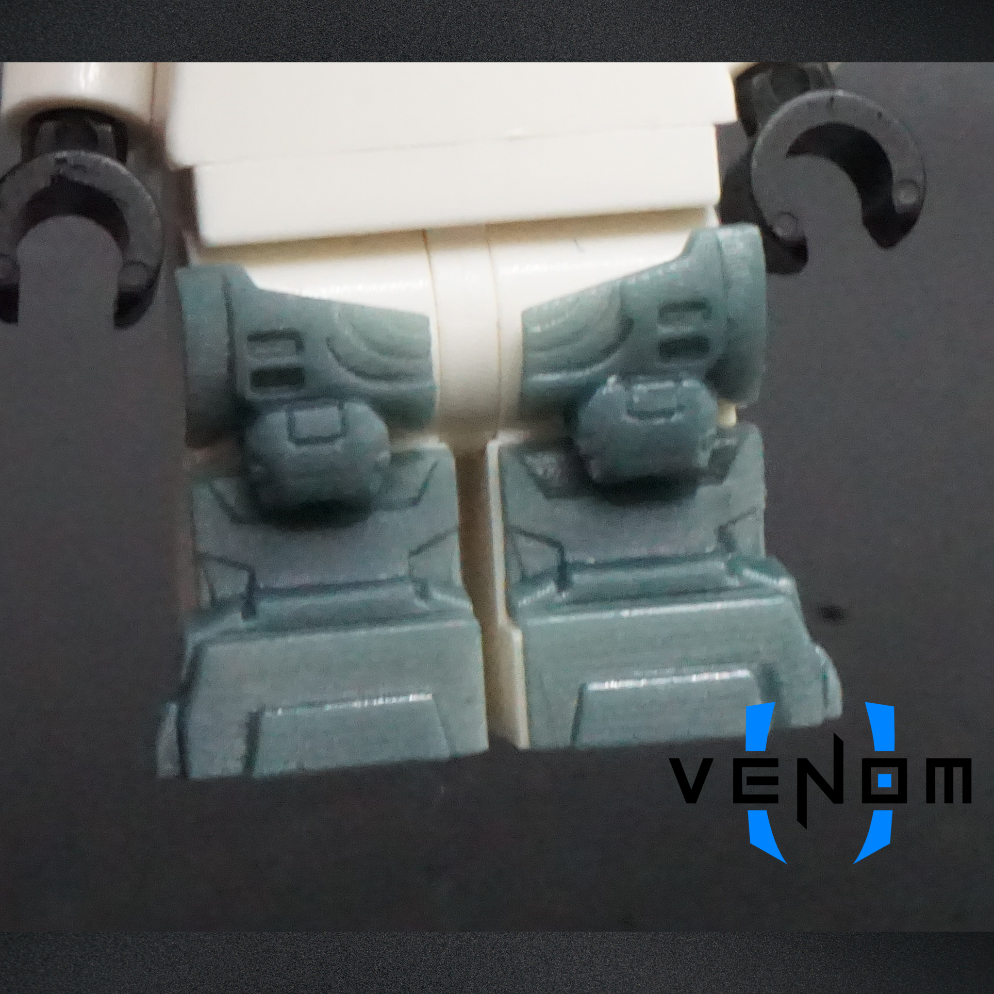 Mark 5 Grenadier Leg Armor