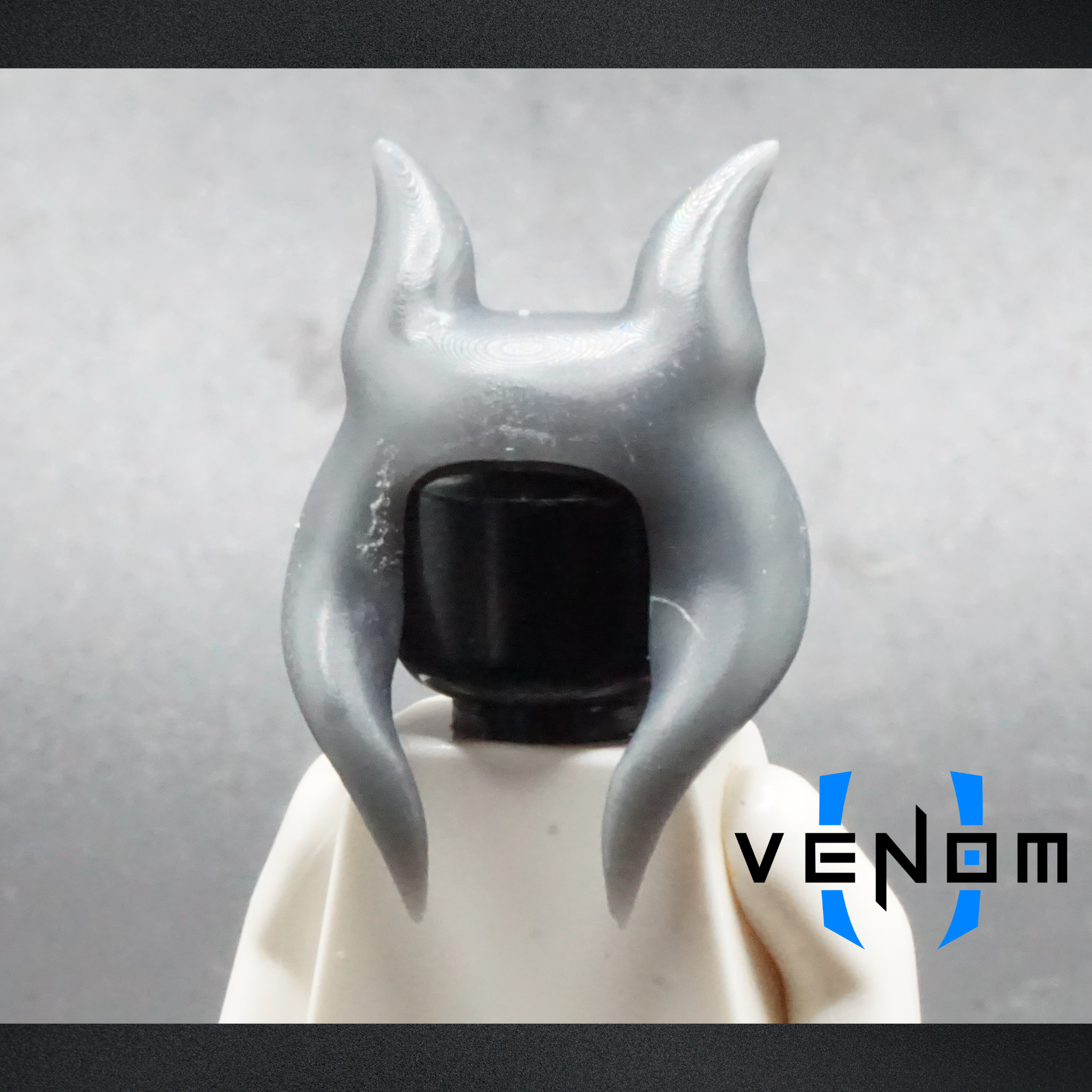 V2 TCS Shaak Ti Headgear