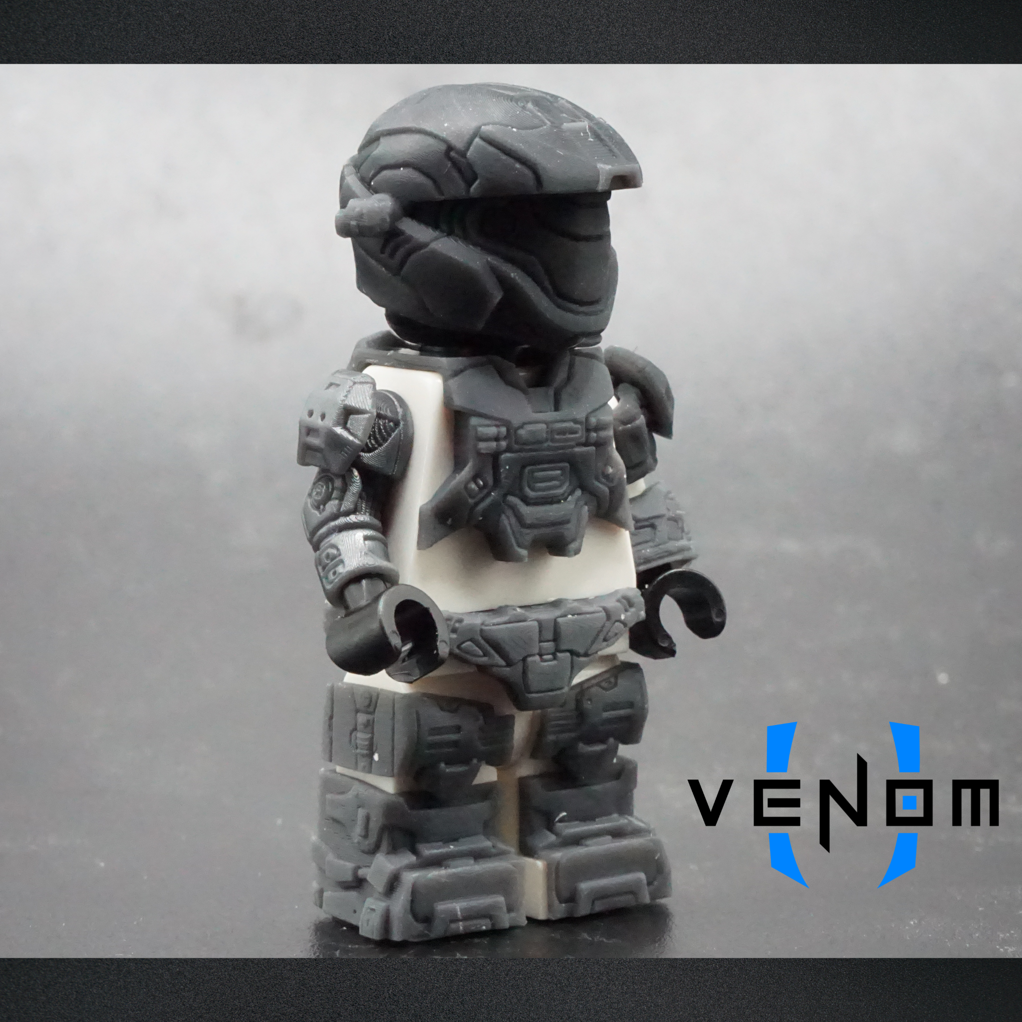 V2 Cyan Sci-Fi Team 6 Female Armor Kit