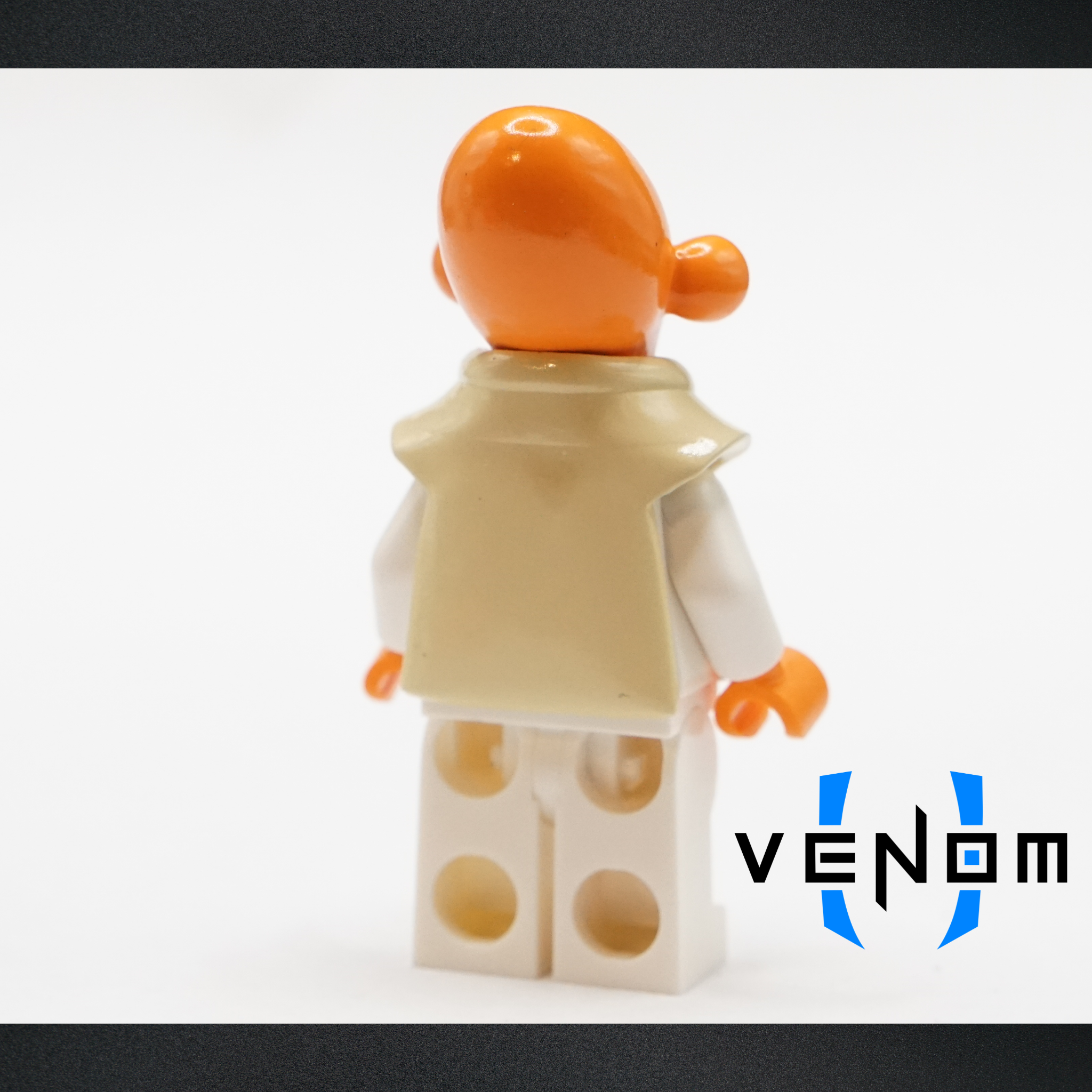 V2 Mon Cala Officer Custom Printed Figure