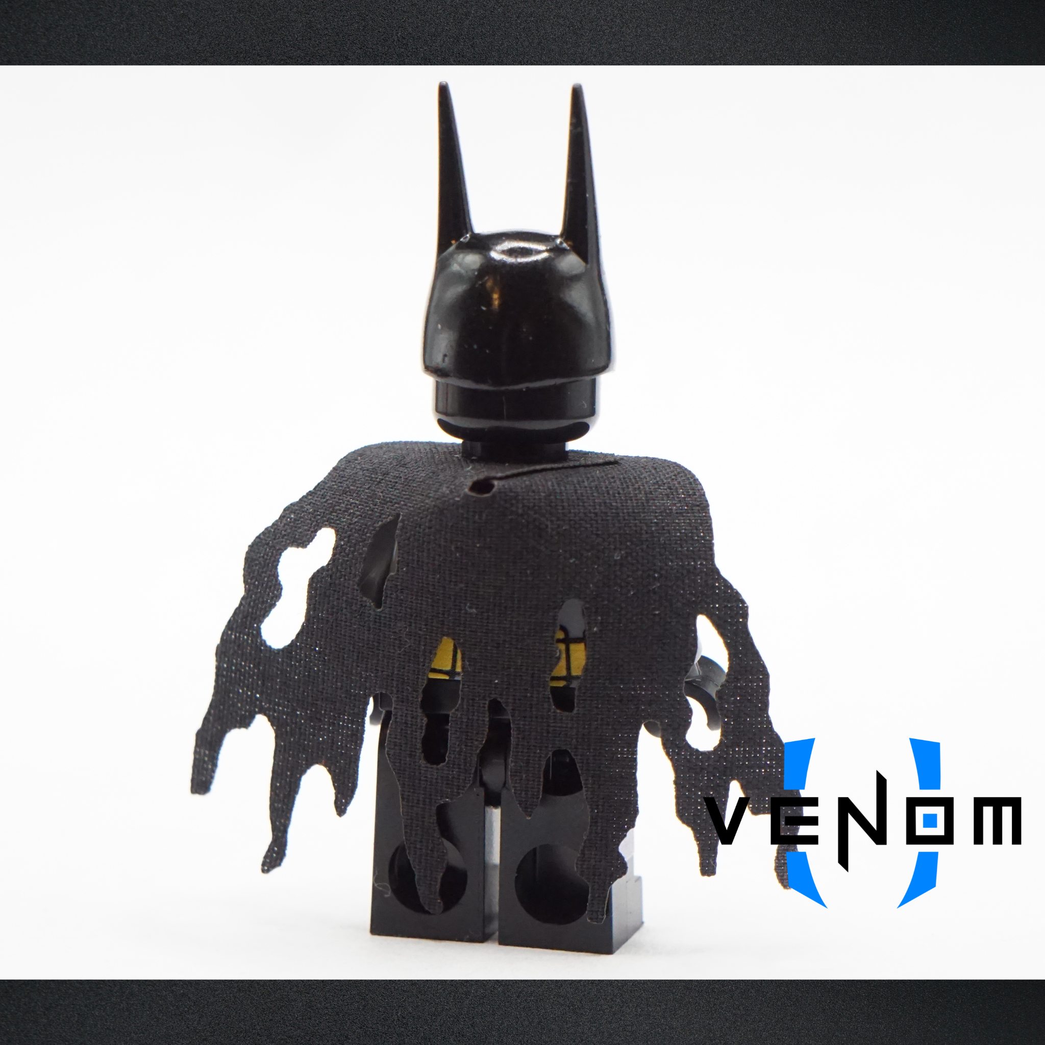 DJ3 Gray Vampire Dark Justice UV Printed Figure