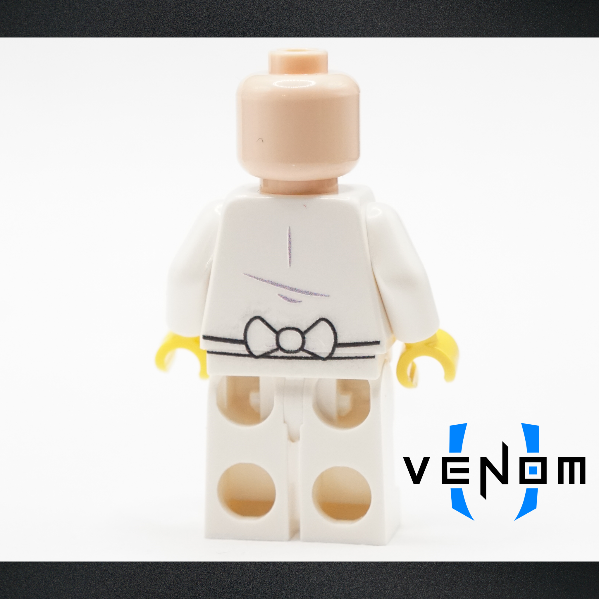 V2 Institution Pig UV Printed Assembly