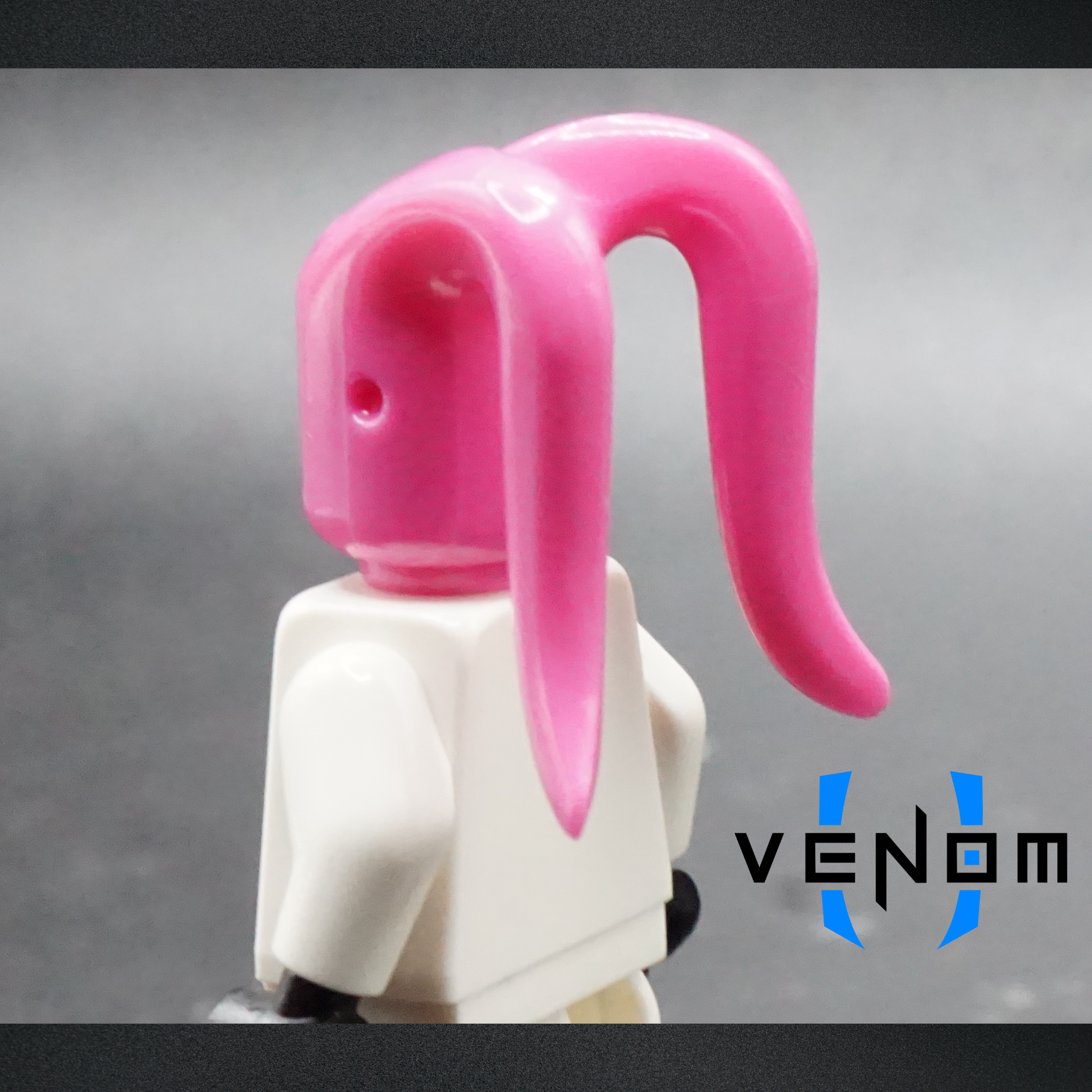 Pink Twilek Head | Arealight